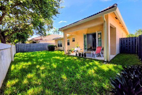 Casa en venta en Davie, Florida, 3 dormitorios, 152.27 m2 № 2260153 - foto 5