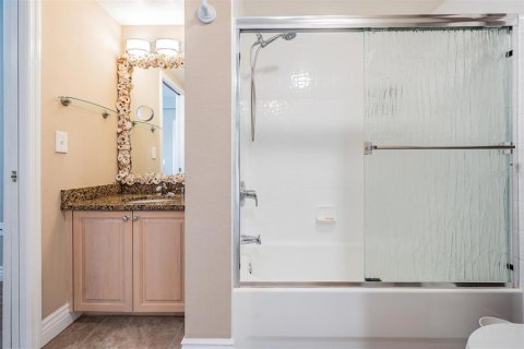 Copropriété à vendre à Madeira Beach, Floride: 2 chambres, 125.42 m2 № 1803270 - photo 20