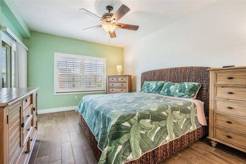Copropriété à vendre à Madeira Beach, Floride: 2 chambres, 125.42 m2 № 1803270 - photo 26