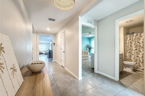 Casa en venta en Palmetto, Florida, 4 dormitorios, 169.73 m2 № 2117419 - foto 6