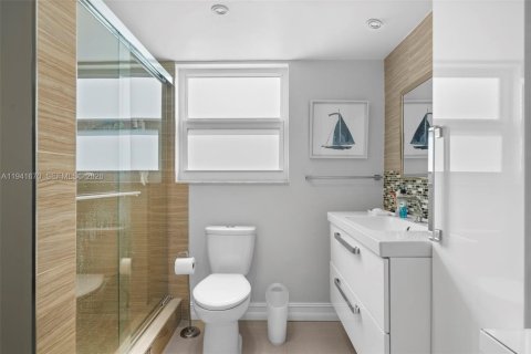 Copropriété à vendre à Pompano Beach, Floride: 3 chambres, 129.13 m2 № 2088671 - photo 24
