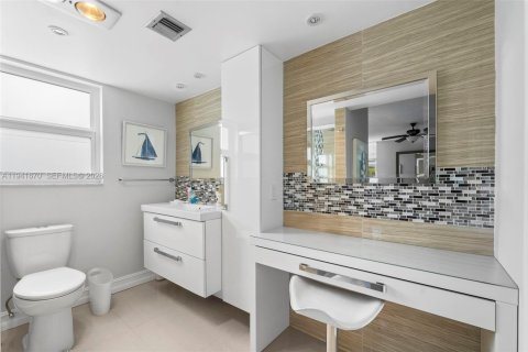 Copropriété à vendre à Pompano Beach, Floride: 3 chambres, 129.13 m2 № 2088671 - photo 22