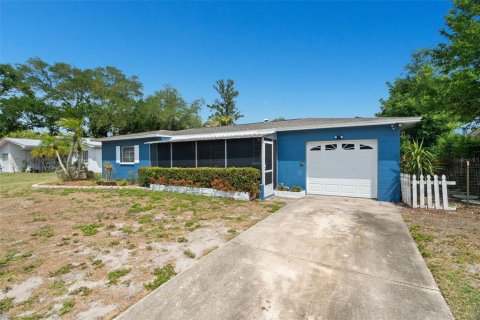 Villa ou maison à vendre à Clearwater, Floride: 4 chambres, 141.4 m2 № 2216894 - photo 2