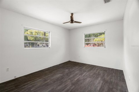 Villa ou maison à vendre à Clearwater, Floride: 4 chambres, 141.4 m2 № 2216894 - photo 20