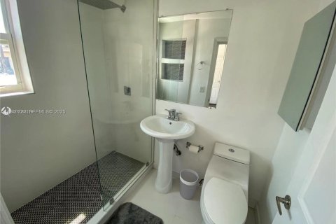 Copropriété à louer à Miami Beach, Floride: 2 chambres, 74.51 m2 № 1966351 - photo 20