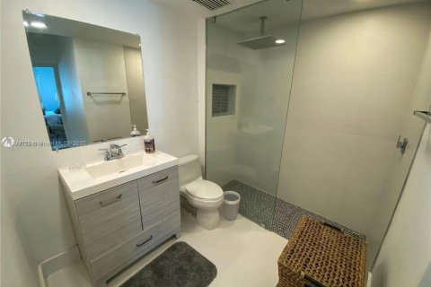 Copropriété à louer à Miami Beach, Floride: 2 chambres, 74.51 m2 № 1966351 - photo 11
