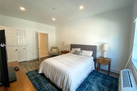 Copropriété à louer à Miami Beach, Floride: 2 chambres, 74.51 m2 № 1966351 - photo 10