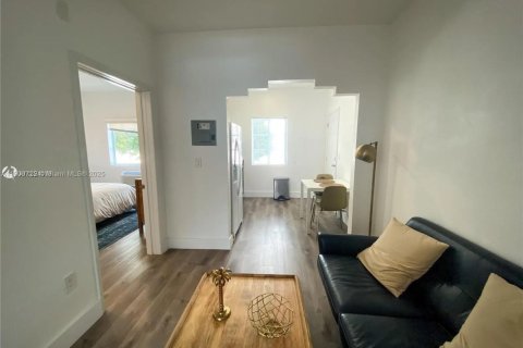 Copropriété à louer à Miami Beach, Floride: 2 chambres, 74.51 m2 № 1966351 - photo 6