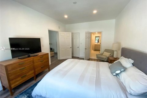 Copropriété à louer à Miami Beach, Floride: 2 chambres, 74.51 m2 № 1966351 - photo 9