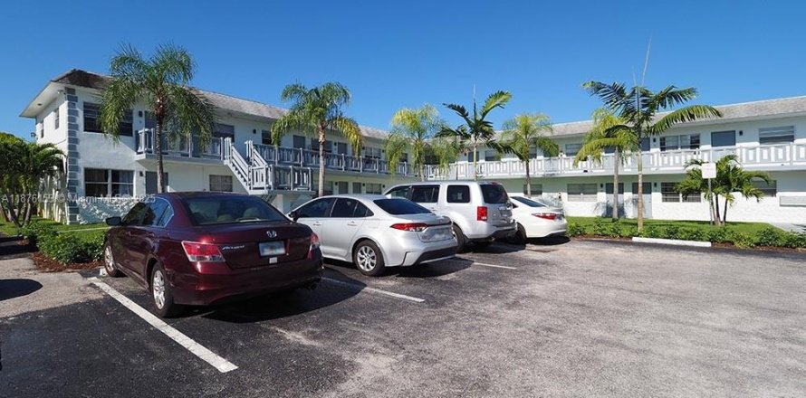 Apartamento en Oakland Park, Florida 2 dormitorios, 69.68 m2 № 2019457