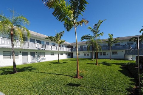 Apartamento en alquiler en Oakland Park, Florida, 2 dormitorios, 69.68 m2 № 2019457 - foto 5