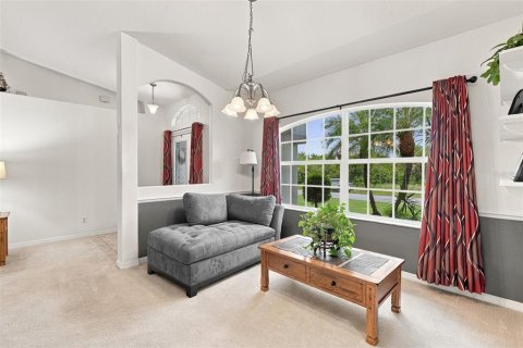 House in Port Charlotte, Florida 3 bedrooms, 148.83 sq.m. № 2411555 - photo 13