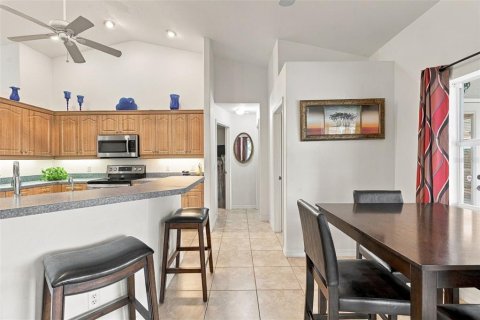 House in Port Charlotte, Florida 3 bedrooms, 148.83 sq.m. № 2411555 - photo 19