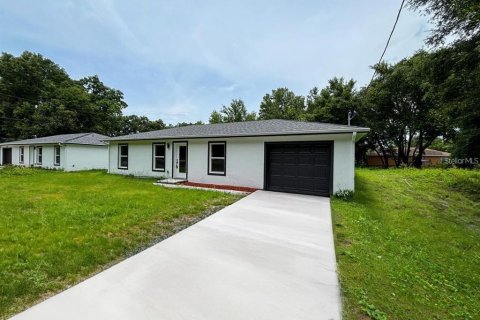 House in Sebring, Florida 3 bedrooms, 93.92 sq.m. № 1767855 - photo 1