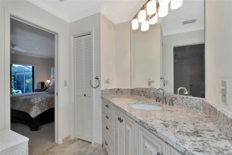 House in Englewood, Florida 3 bedrooms, 176.61 sq.m. № 1371824 - photo 5