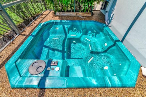 House in Englewood, Florida 3 bedrooms, 176.61 sq.m. № 1371824 - photo 4