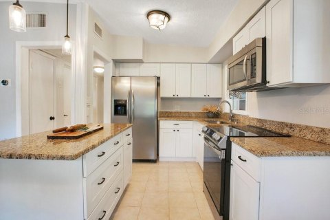 Casa en venta en Orlando, Florida, 3 dormitorios, 83.61 m2 № 1912095 - foto 8