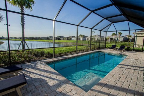 House in Punta Gorda, Florida 3 bedrooms, 213.49 sq.m. № 1919047 - photo 2
