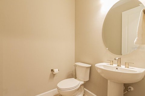 House in Punta Gorda, Florida 3 bedrooms, 213.49 sq.m. № 1919047 - photo 17