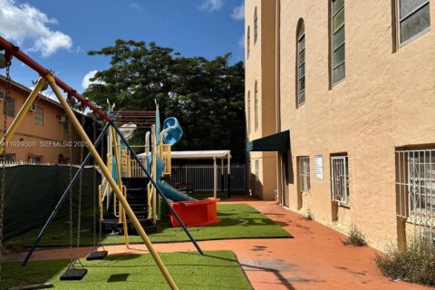 Immobilier commercial à vendre à Miami, Floride № 1987598 - photo 7