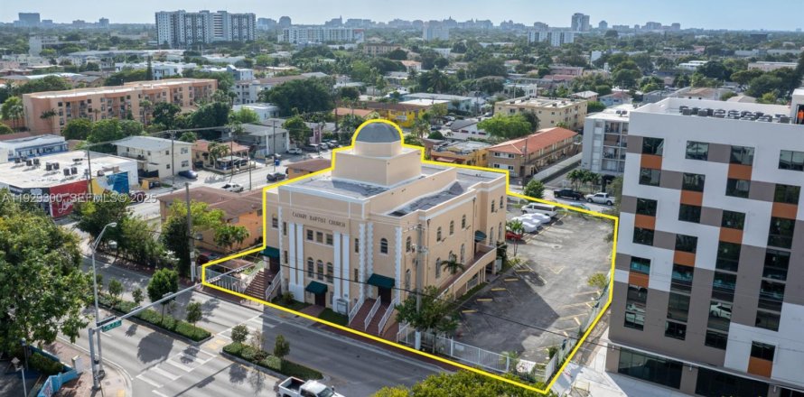 Immobilier commercial à Miami, Floride № 1987598