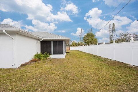 House in Venice, Florida 3 bedrooms, 140.47 sq.m. № 1719851 - photo 22