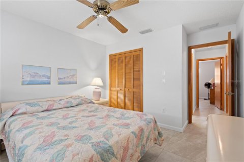 House in Venice, Florida 3 bedrooms, 140.47 sq.m. № 1719851 - photo 17
