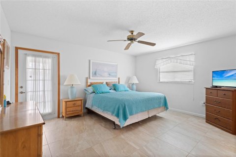 House in Venice, Florida 3 bedrooms, 140.47 sq.m. № 1719851 - photo 10