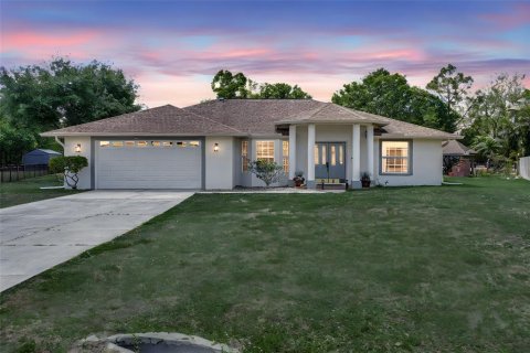 House in North Fort Myers, Florida 4 bedrooms, 200.76 sq.m. № 1618770 - photo 2