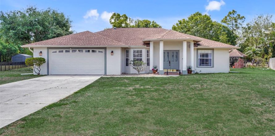 House in North Fort Myers, Florida 4 bedrooms, 200.76 sq.m. № 1618770