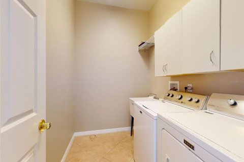 Villa ou maison à vendre à Sanford, Floride: 3 chambres, 208.94 m2 № 2289590 - photo 17