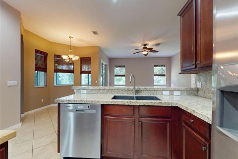 Villa ou maison à vendre à Sanford, Floride: 3 chambres, 208.94 m2 № 2289590 - photo 13