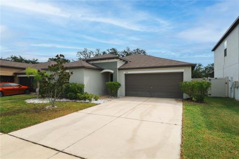 Casa en venta en Ruskin, Florida, 4 dormitorios, 179.77 m2 № 1919410 - foto 1
