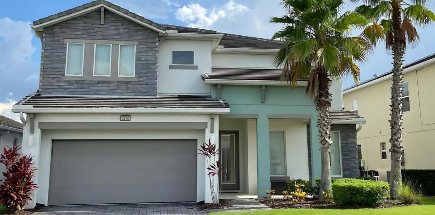 House in Kissimmee, Florida 5 bedrooms, 284.93 sq.m. № 2181316
