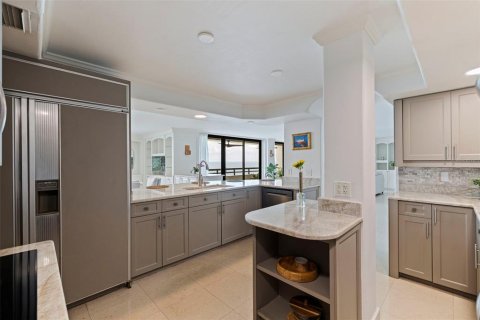 Condo in Tampa, Florida, 3 bedrooms № 2211808 - photo 17