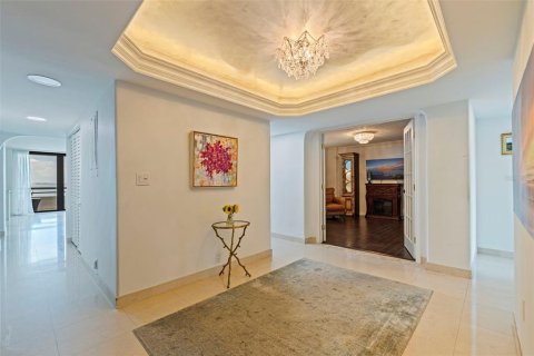 Condo in Tampa, Florida, 3 bedrooms № 2211808 - photo 5