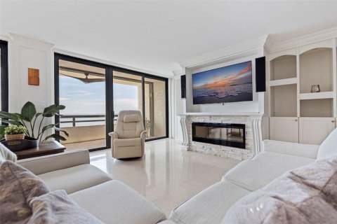 Condo in Tampa, Florida, 3 bedrooms № 2211808 - photo 3