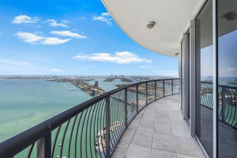 Condominio en venta en Miami, Florida, 2 dormitorios, 97.36 m2 № 2013377 - foto 23