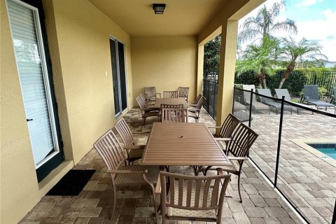 Casa en venta en Kissimmee, Florida, 10 dormitorios, 432 m2 № 1527705 - foto 22