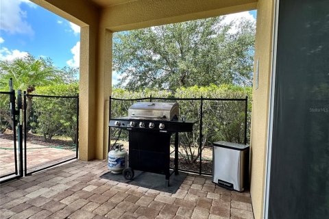 Casa en venta en Kissimmee, Florida, 10 dormitorios, 432 m2 № 1527705 - foto 18