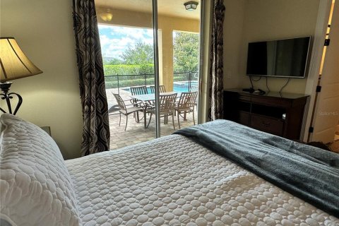 Casa en venta en Kissimmee, Florida, 10 dormitorios, 432 m2 № 1527705 - foto 26