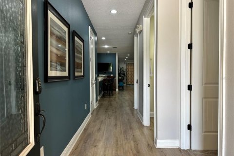 Casa en venta en Kissimmee, Florida, 10 dormitorios, 432 m2 № 1527705 - foto 3