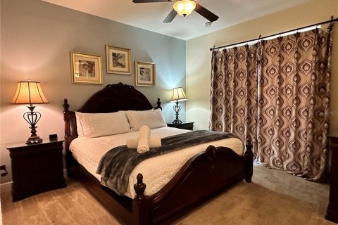 Casa en venta en Kissimmee, Florida, 10 dormitorios, 432 m2 № 1527705 - foto 25