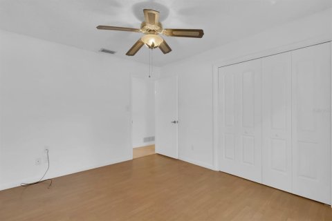 House in Longwood, Florida 4 bedrooms, 199.55 sq.m. № 1743224 - photo 25