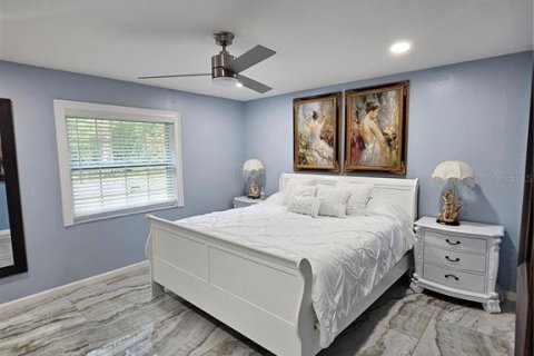 House in Lakeland, Florida 3 bedrooms, 173.17 sq.m. № 1724312 - photo 17
