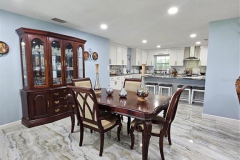 House in Lakeland, Florida 3 bedrooms, 173.17 sq.m. № 1724312 - photo 30