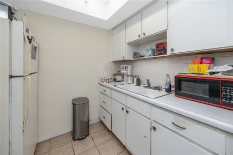 Copropriété à vendre à Clearwater, Floride: 1 chambre, 54.35 m2 № 2150628 - photo 12
