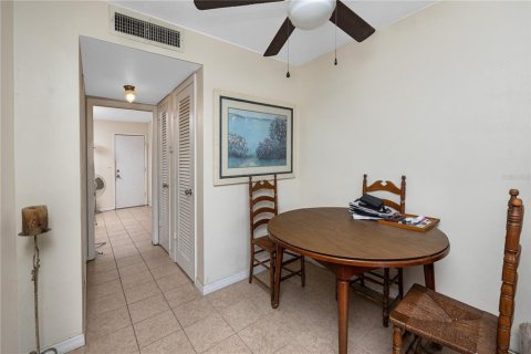 Copropriété à vendre à Clearwater, Floride: 1 chambre, 54.35 m2 № 2150628 - photo 9