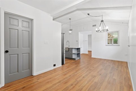Villa ou maison à vendre à Temple Terrace, Floride: 4 chambres, 229.56 m2 № 1761467 - photo 16