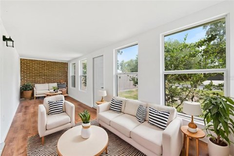 Villa ou maison à vendre à Temple Terrace, Floride: 4 chambres, 229.56 m2 № 1761467 - photo 8